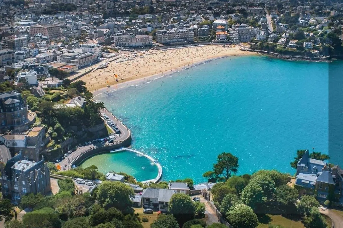 Le Crystal Studio Terrasse Vue Mer Direct Plage Dinard Apartment